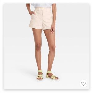 A New Day High Rise Cream Shorts Sz 4 NWT
